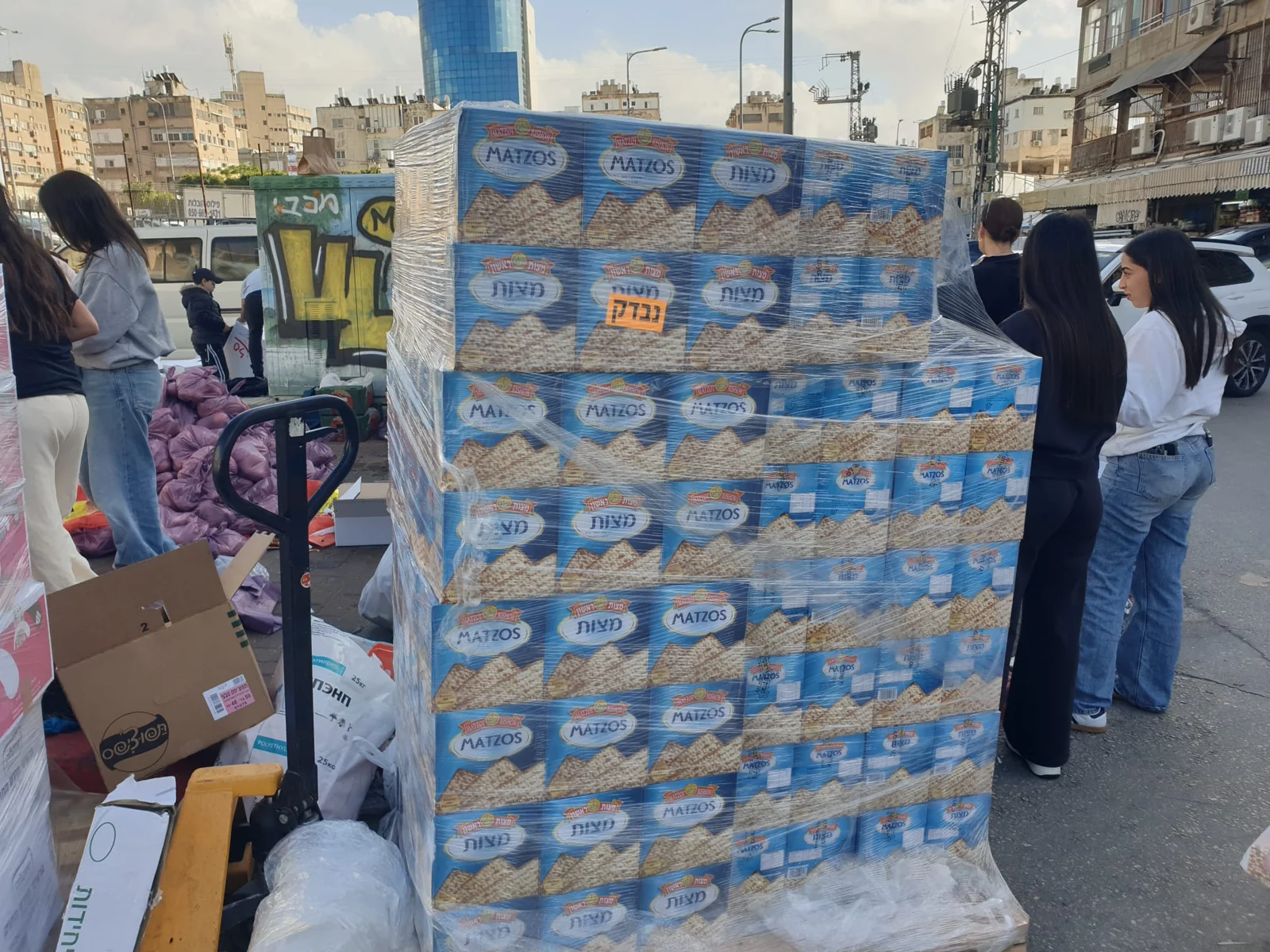מארזי מוצרים עבור פעילות העמותה